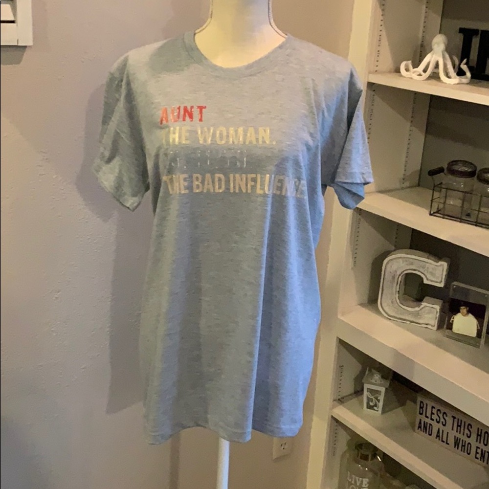 T Shirt - Picture 2 of 4